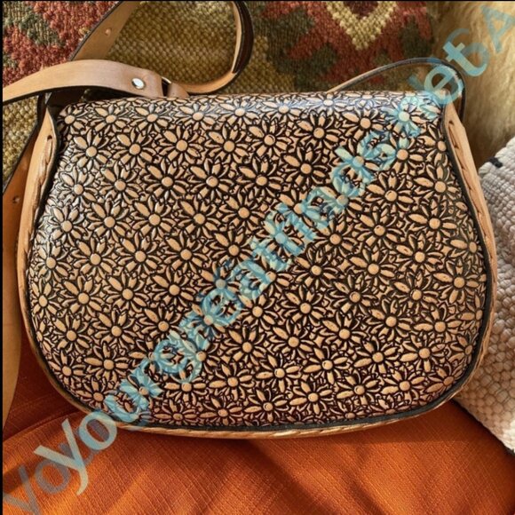 Vintage Mexican Tooled Leather Crossbody Bag - Picture 3 of 9
